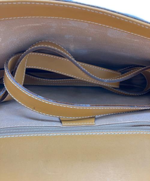 GUCCI（グッチ）GUCCI (グッチ) ショルダーバッグ ブラウンの古着・服飾アイテム