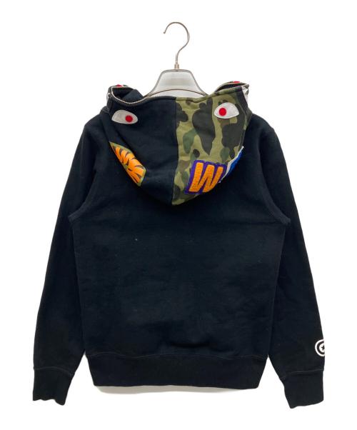 A BATHING APE（ア ベイシング エイプ）A BATHING APE (ア ベイシング エイプ) 18ss シャークパーカー ブラック サイズ:Sの古着・服飾アイテム
