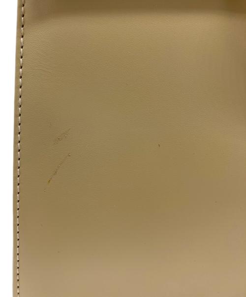 Ferragamo（フェラガモ）Ferragamo (フェラガモ)  ガンチーニ金具　2WAYバッグ ベージュの古着・服飾アイテム