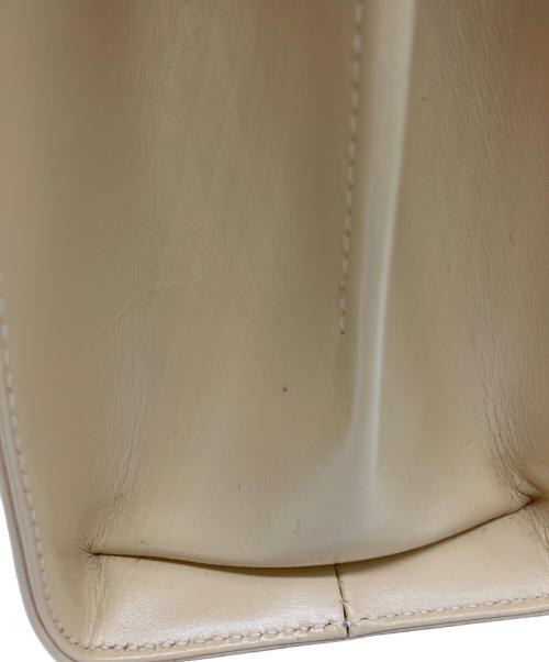 Ferragamo（フェラガモ）Ferragamo (フェラガモ)  ガンチーニ金具　2WAYバッグ ベージュの古着・服飾アイテム