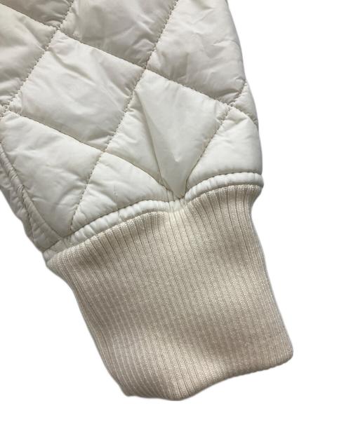 N°21（ヌメロヴェントゥーノ）N°21 (ヌメロヴェントゥーノ) キルティングリバーシブルジャケット ホワイト サイズ:38の古着・服飾アイテム