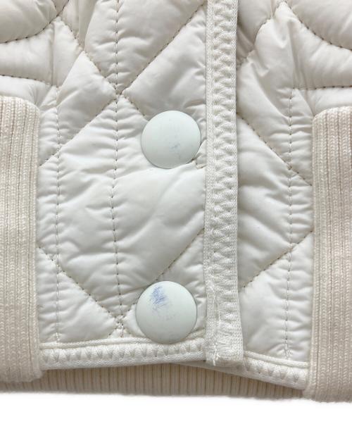 N°21（ヌメロヴェントゥーノ）N°21 (ヌメロヴェントゥーノ) キルティングリバーシブルジャケット ホワイト サイズ:38の古着・服飾アイテム