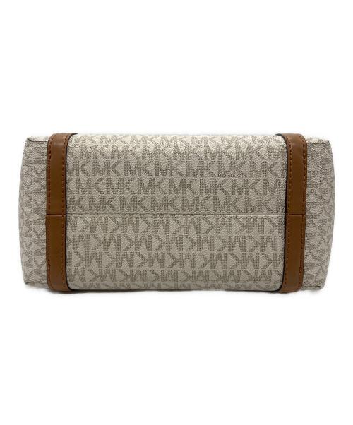 MICHAEL KORS（マイケル・コース）MICHAEL KORS (マイケル・コース) カジュアルバッグ ホワイトの古着・服飾アイテム