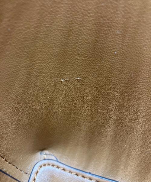 MICHAEL KORS（マイケル・コース）MICHAEL KORS (マイケル・コース) カジュアルバッグ ホワイトの古着・服飾アイテム