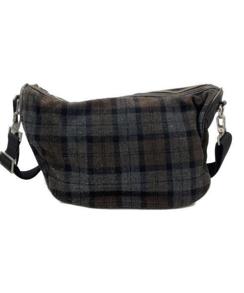 BURBERRY BLACK LABEL（バーバリーブラックレーベル）BURBERRY BLACK LABEL (バーバリーブラックレーベル) ショルダーバッグ グレーの古着・服飾アイテム