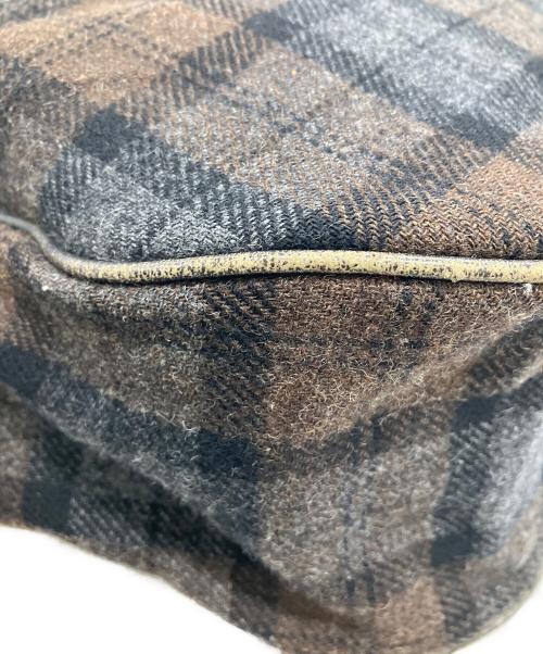 BURBERRY BLACK LABEL（バーバリーブラックレーベル）BURBERRY BLACK LABEL (バーバリーブラックレーベル) ショルダーバッグ グレーの古着・服飾アイテム