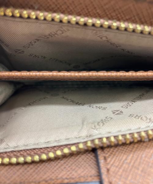MICHAEL KORS（マイケル・コース）MICHAEL KORS (マイケル・コース) 2つ折り財布 ブラウンの古着・服飾アイテム