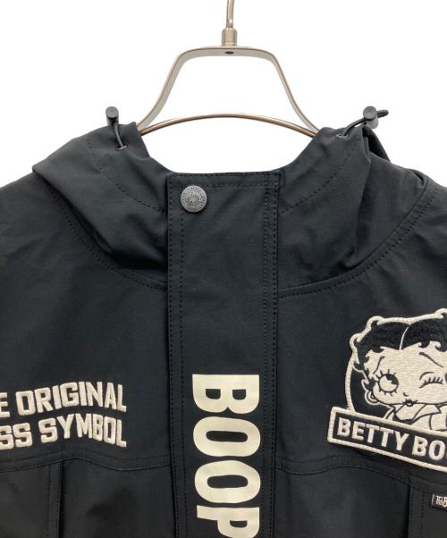 BETTY BOOP（ベティー・ブープ）BETTY BOOP (ベティー・ブープ) THE BRAVE MAN (ブレイブマン) マウンテンパーカー ブラック サイズ:XL 未使用品の古着・服飾アイテム