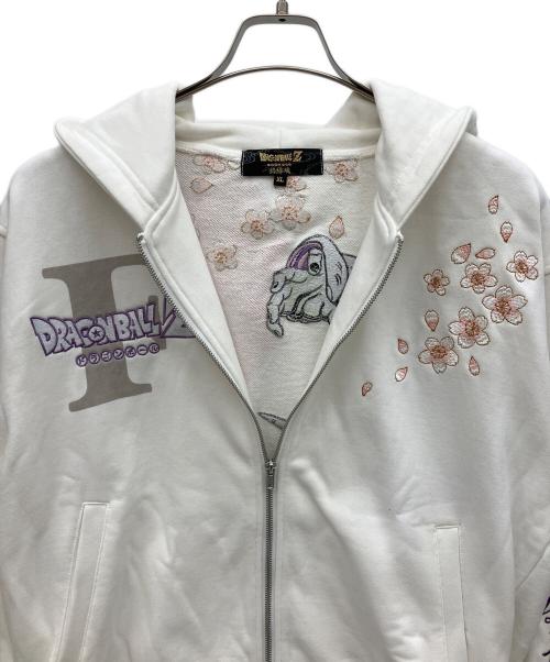 絡繰魂（カラクリタマシイ）絡繰魂 (カラクリタマシイ) ドラゴンボールZ (ドラゴンボールゼット) ジップパーカー ホワイト サイズ:XL 未使用品の古着・服飾アイテム