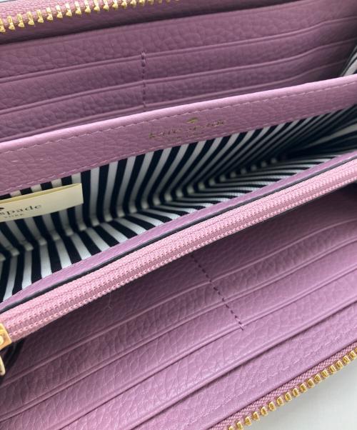 Kate Spade（ケイトスペード）Kate Spade (ケイトスペード) ラウンドファスナー財布 パープルの古着・服飾アイテム