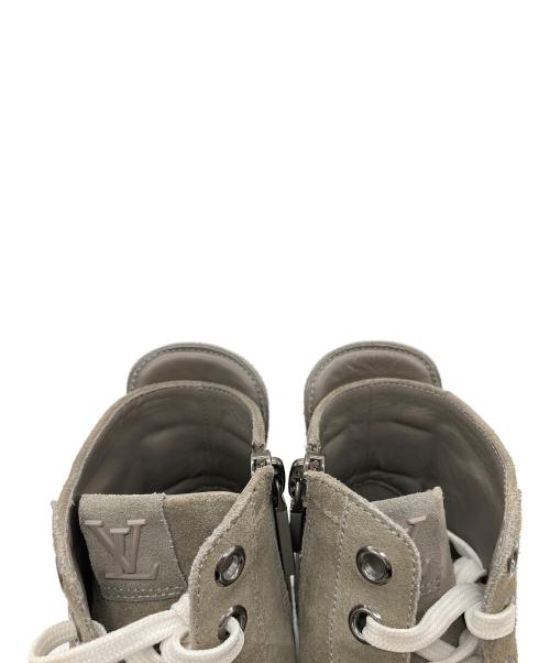 LOUIS VUITTON（ルイ ヴィトン）LOUIS VUITTON (ルイ ヴィトン) ハイカットスニーカー グレー サイズ:25.5の古着・服飾アイテム