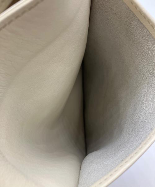 LOEWE（ロエベ）LOEWE (ロエベ) アナグラム　ショルダーポーチ ベージュの古着・服飾アイテム