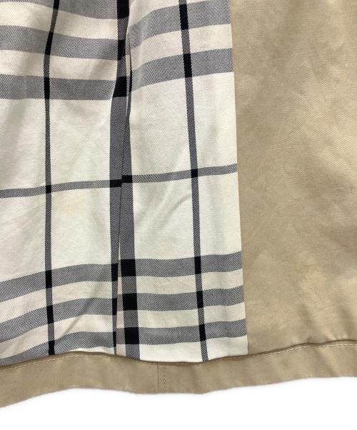 BURBERRY BLUE LABEL（バーバリー ブルー レーベル）BURBERRY BLUE LABEL (バーバリー ブルー レーベル) トレンチコート ベージュ サイズ:Mの古着・服飾アイテム