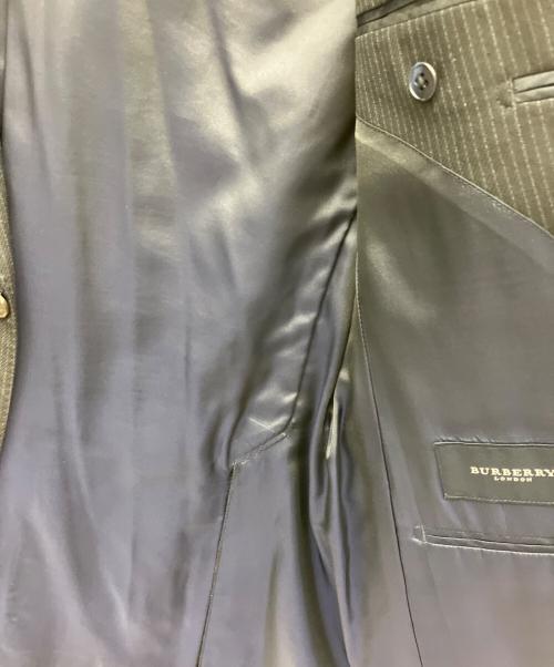 BURBERRY LONDON（バーバリーロンドン）BURBERRY LONDON (バーバリーロンドン) 2Bジャケット ブラック サイズ:不明の古着・服飾アイテム