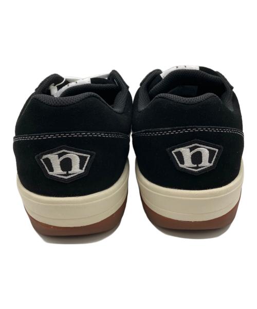 NORTHWAVE（ノースウェーブ）NORTHWAVE (ノースウェーブ) ESPRESSO SUEDE　厚底スニーカー ブラック×ホワイト サイズ:28cmの古着・服飾アイテム