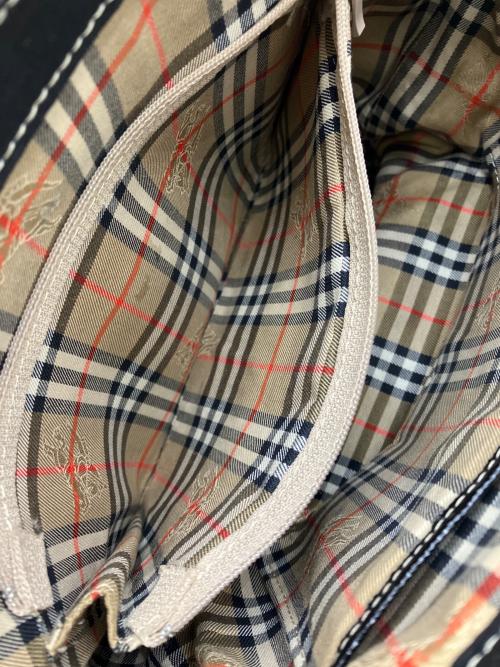 Burberry's（バーバリー）Burberry's (バーバリー) ショルダーバッグ ブラック×ブラウンの古着・服飾アイテム