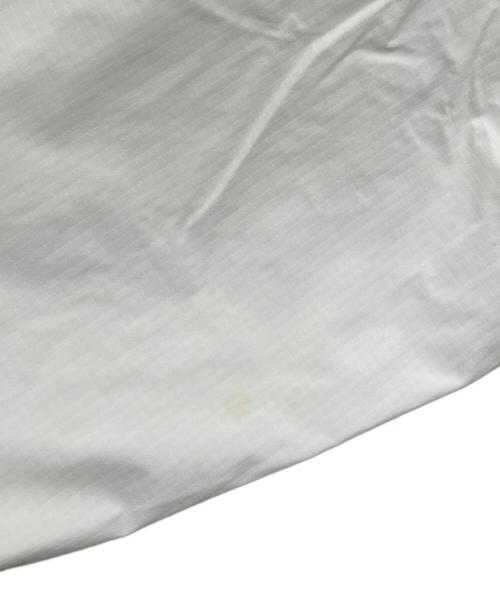 SUPREME（シュプリーム）SUPREME (シュプリーム) taped seam/ナイロンジャケット グレー サイズ:Ｌの古着・服飾アイテム