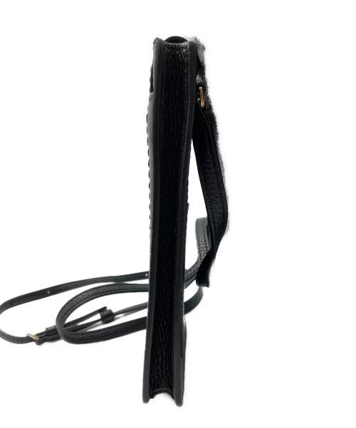 MARC JACOBS（マークジェイコブス）MARC JACOBS (マークジェイコブス) スマホショルダー ブラックの古着・服飾アイテム