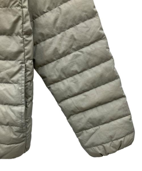THE NORTH FACE（ザ ノース フェイス）THE NORTH FACE (ザ ノース フェイス) ダウンジャケット ライトグレー サイズ:Mの古着・服飾アイテム