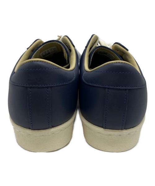 adidas（アディダス）adidas (アディダス) スニーカー ネイビー×ホワイト サイズ:27の古着・服飾アイテム