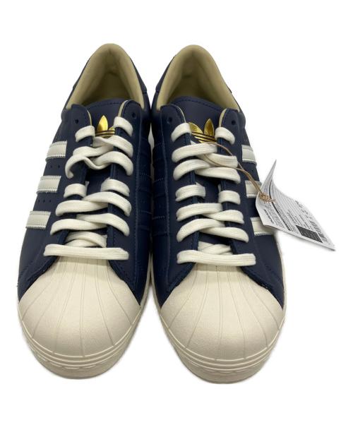 adidas（アディダス）adidas (アディダス) スニーカー ネイビー×ホワイト サイズ:27の古着・服飾アイテム