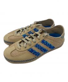 adidas（アディダス）の古着「ローカットスニーカー」｜カーキ×ブルー