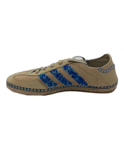 adidas（アディダス）adidas (アディダス) ローカットスニーカー カーキ×ブルー サイズ:25の古着・服飾アイテム