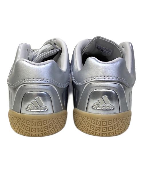 adidas（アディダス）adidas (アディダス) ローカットスニーカー シルバー サイズ:25cmの古着・服飾アイテム