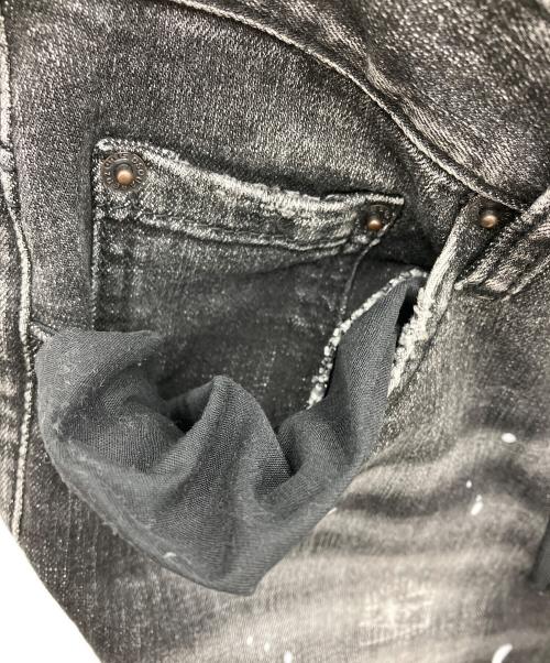 DSQUARED2（ディースクエアード）DSQUARED2 (ディースクエアード) ペイント加工デニムパンツ ブラック サイズ:81cmの古着・服飾アイテム