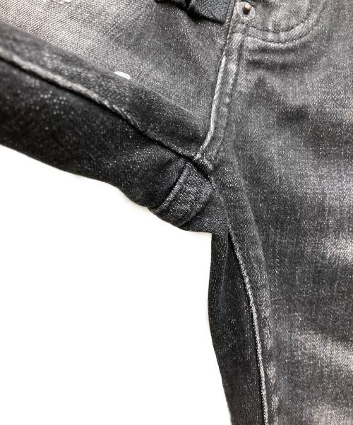 DSQUARED2（ディースクエアード）DSQUARED2 (ディースクエアード) ペイント加工デニムパンツ ブラック サイズ:81cmの古着・服飾アイテム