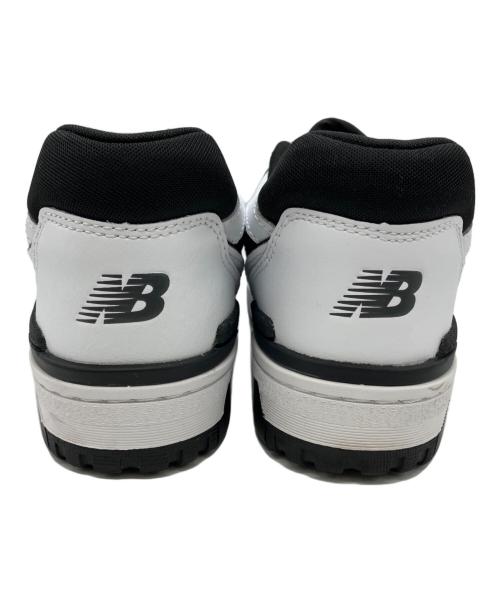 NEW BALANCE（ニューバランス）NEW BALANCE (ニューバランス) ローカットスニーカー ホワイト×ブラック サイズ:23.5cmの古着・服飾アイテム
