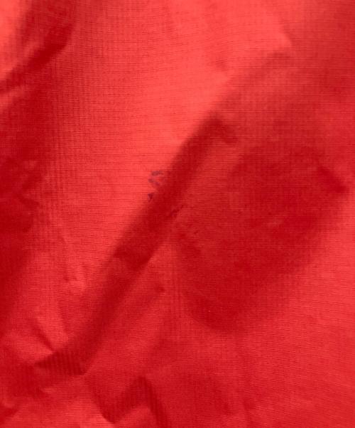 THE NORTH FACE（ザ ノース フェイス）THE NORTH FACE (ザ ノース フェイス) ジャケット グレー×レッド サイズ:sの古着・服飾アイテム