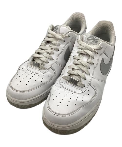NIKE（ナイキ）NIKE (ナイキ) ローカットスニーカー ホワイト サイズ:27.5cmの古着・服飾アイテム