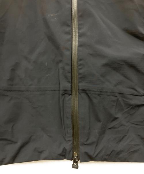 DESCENTE（デサント）DESCENTE (デサント) オルテライン クレアス ハードシェルジャケット ブラック サイズ: Oの古着・服飾アイテム