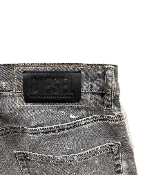 DIESEL（ディーゼル）DIESEL (ディーゼル) デニムパンツ グレー サイズ:81cm(W32)の古着・服飾アイテム