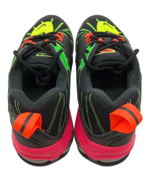 NIKE（ナイキ）NIKE (ナイキ) スニーカー ブラック×マルチカラー サイズ:25.5cmの古着・服飾アイテム