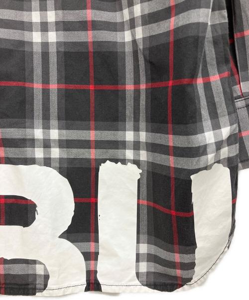 BURBERRY LONDON（バーバリーロンドン）BURBERRY LONDON (バーバリーロンドン) 長袖シャツ ブラック×レッド サイズ:UK4の古着・服飾アイテム