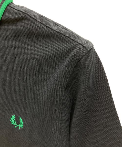 FRED PERRY（フレッドペリー）FRED PERRY (フレッドペリー) ポロシャツ ネイビー サイズ:Mの古着・服飾アイテム