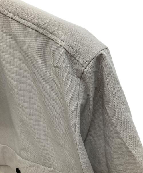 HELLY HANSEN（ヘリーハンセン）HELLY HANSEN (ヘリーハンセン) 半袖シャツ ベージュ サイズ:Lの古着・服飾アイテム