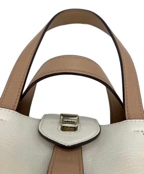 Kate Spade（ケイトスペード）Kate Spade (ケイトスペード) 2WAYバッグ ホワイト×ブラウンの古着・服飾アイテム