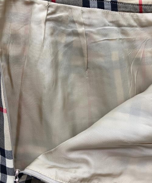 Burberry's（バーバリーズ）Burberry's (バーバリーズ) ノヴァチェックスカート ベージュ サイズ:7ARの古着・服飾アイテム