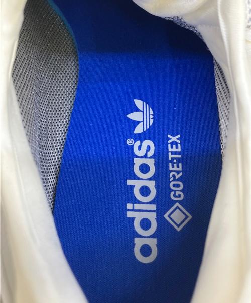 adidas（アディダス）adidas (アディダス) adidas ZX 2K Boost Utility GORE-TEX ホワイト×グレー サイズ:260の古着・服飾アイテム