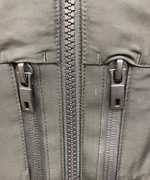 UNIQLO（ユニクロ）UNIQLO (ユニクロ) WHITE MOUNTAINEERING (ホワイトマウンテ二アニング) ダウンジャケット ブラック サイズ:XLの古着・服飾アイテム