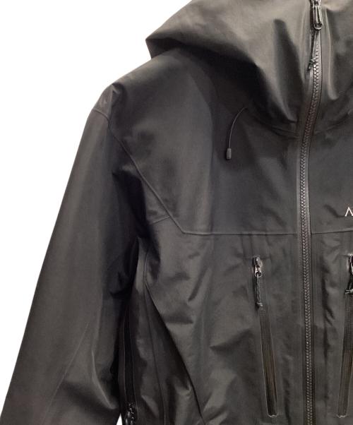 ARC'TERYX（アークテリクス）ARC'TERYX (アークテリクス) アルファSVジャケット/マウンテンパーカー ブラック サイズ:Sの古着・服飾アイテム