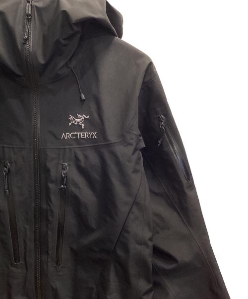 ARC'TERYX（アークテリクス）ARC'TERYX (アークテリクス) アルファSVジャケット/マウンテンパーカー ブラック サイズ:Sの古着・服飾アイテム