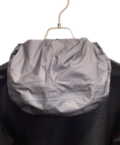 ARC'TERYX（アークテリクス）ARC'TERYX (アークテリクス) アルファSVジャケット/マウンテンパーカー ブラック サイズ:Sの古着・服飾アイテム