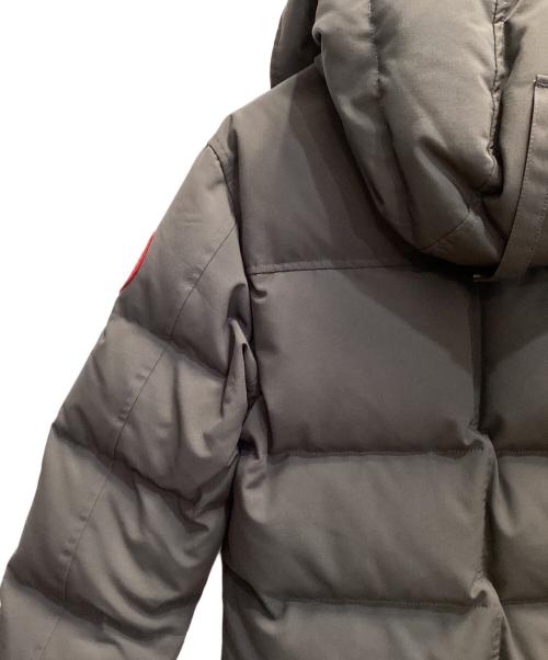 CANADA GOOSE（カナダグース）CANADA GOOSE (カナダグース) MACMILLAN PARKA FF グレー サイズ:Sの古着・服飾アイテム