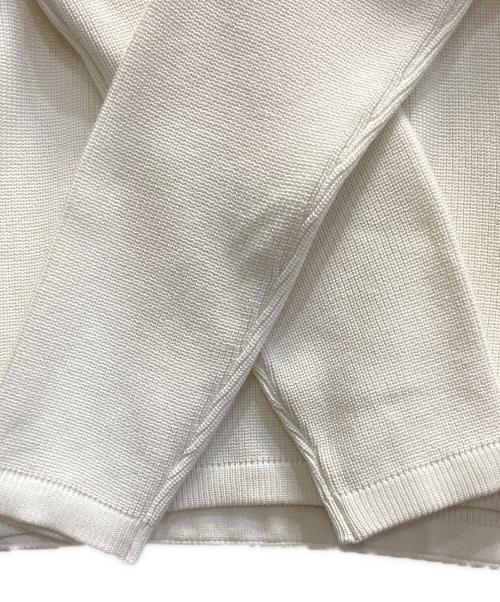 STONE ISLAND（ストーンアイランド）STONE ISLAND (ストーンアイランド) RIBBED SOFT ORGANIC COTTON CREWNECK アイボリー サイズ:Ｌの古着・服飾アイテム