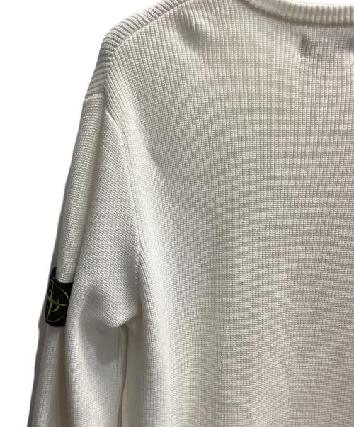 STONE ISLAND（ストーンアイランド）STONE ISLAND (ストーンアイランド) RIBBED SOFT ORGANIC COTTON CREWNECK アイボリー サイズ:Ｌの古着・服飾アイテム