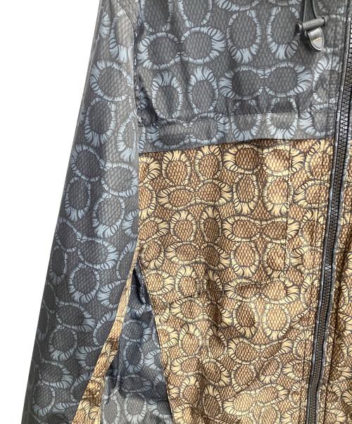 COACH（コーチ）COACH (コーチ) MICHAEL B. JORDAN (マイケル ジョーダン) マウンテンパーカー ブラック×ブラウン サイズ:Lの古着・服飾アイテム